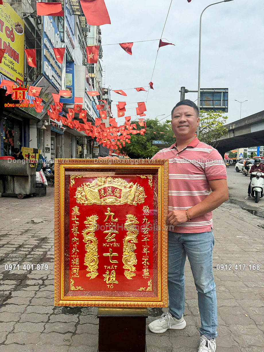 Tấm cửu huyền thất tổ mạ vàng cao cấp tại Hoàng Gia